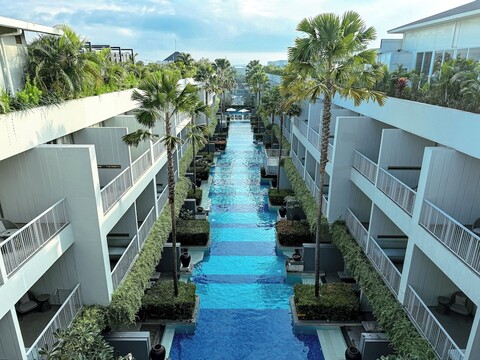 칸바스 빌리지 리조트 스미냑