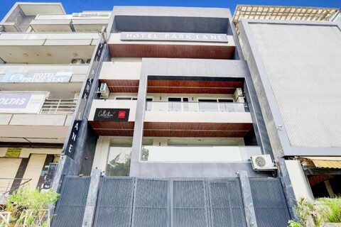 Collection O THE PARK LANE