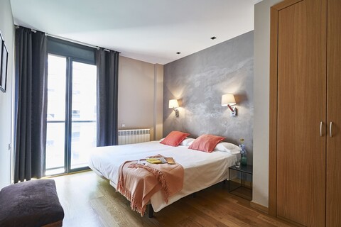 아인브 사그라다 파밀리아 아파르트멘츠