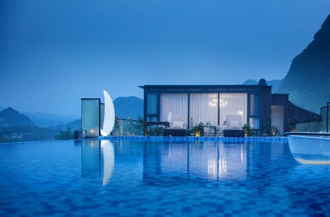 Floral Lux Hotel· Zhangjiajie Yixiu Yunshan B&B 