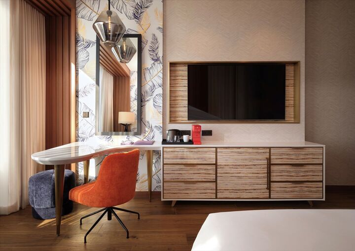 room detail thumbnail 1