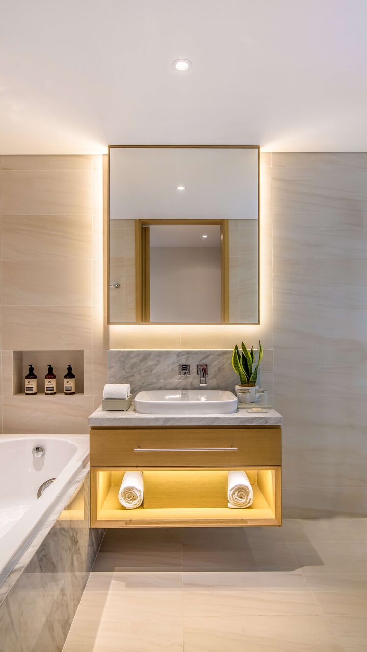 room detail thumbnail 2