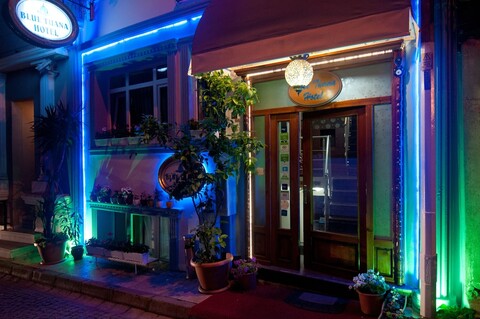 블루 투아나 호텔