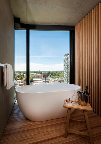 바이브  호텔  애들레이드