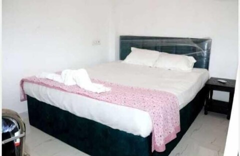 쿠날 게스트 하우스