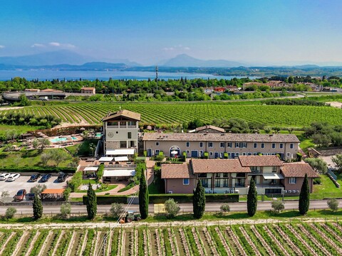 베르톨레타 빌리지 아파트먼트