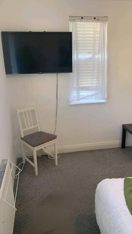 손턴 로드 L의 넓은 아파트먼트