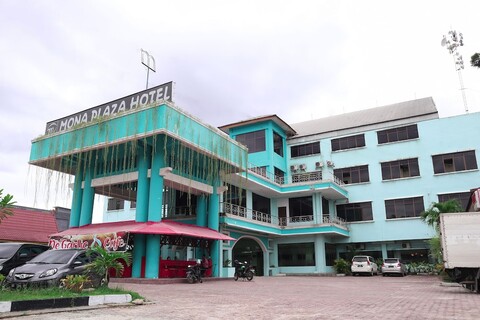 OYO 742 모나 플라자 호텔