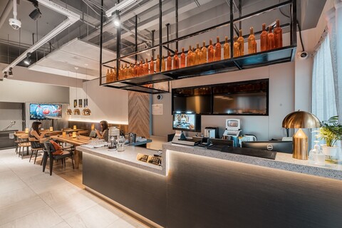 조이 홍차오 공항 및 철도 호텔