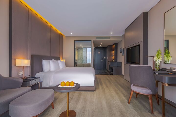 room detail thumbnail 0