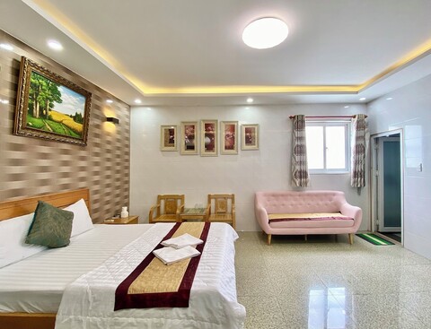 호앙 콴 호텔 - 고 밥