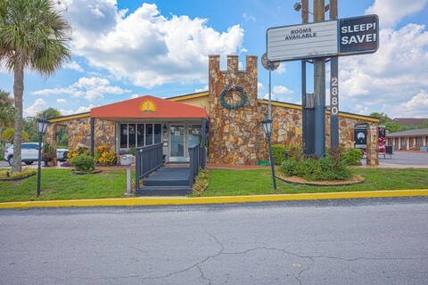 리버티 인 앤드 스위트 – 키시미/니어 디즈니