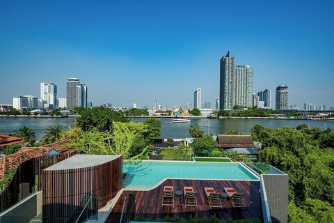 위 호텔 리버프론트