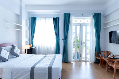 예남 호텔 뉴엔 타이 손