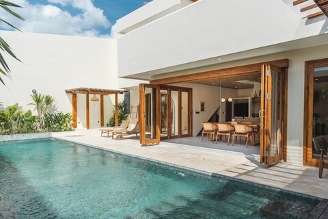 코퍼 에스테이트 1 바이 알프레드 인 발리