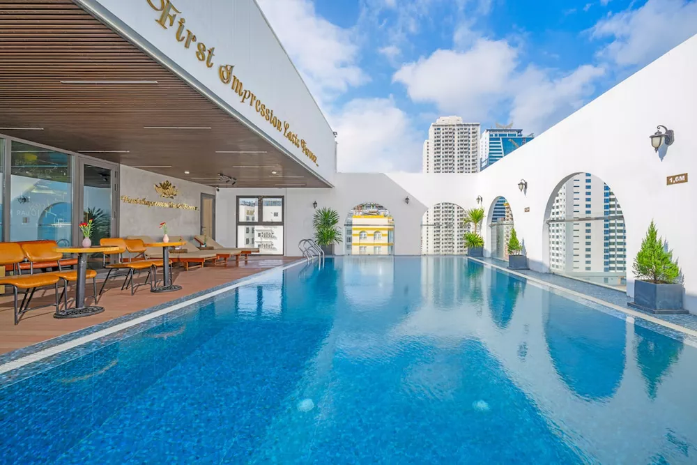 Golden Lotus Hotel