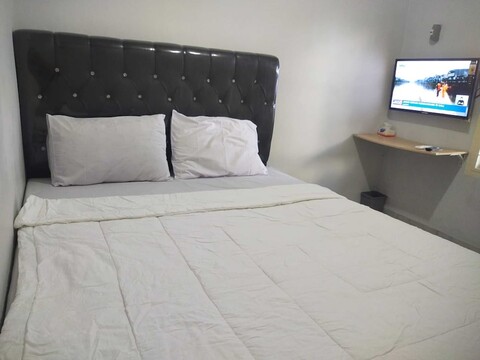 SPOT ON 1227 빈민 호텔