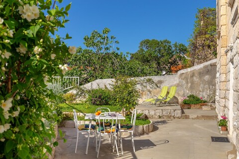 헤데라 에스테이트, 헤데라 A10