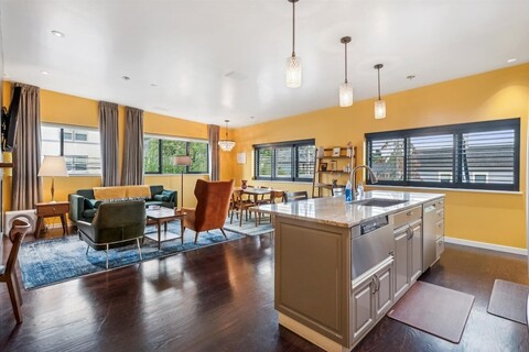 바이올렛 스위트 PDX