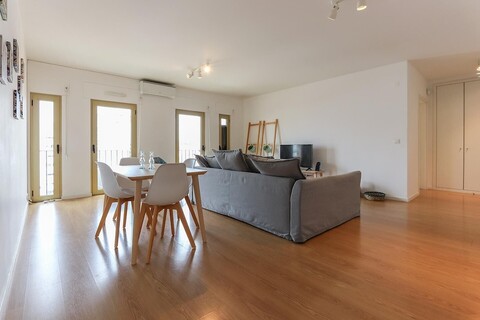 모던 & 브라이트 바이 호밍