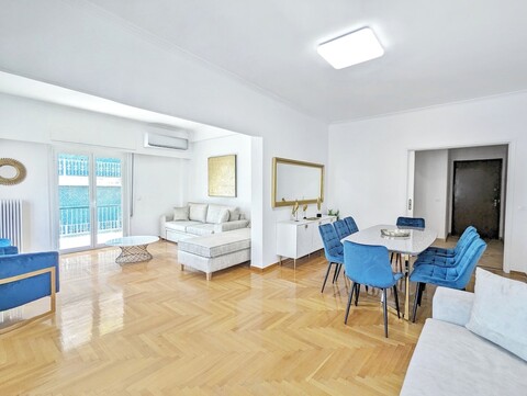 아테네 디바스 벨벳 골드 스위트