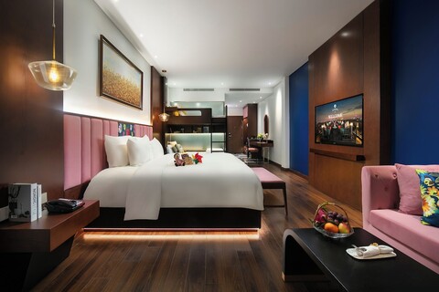 오로라 센트럴 호텔