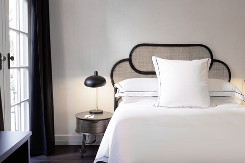 더 스트랜드 호텔