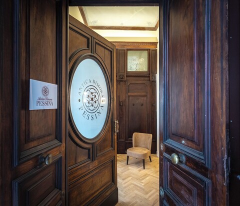 안티카 디모라 페시나