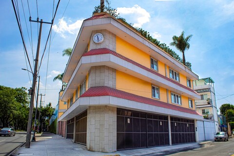 라 카사 델 렐로호 - 소나 데 호스피탈레스