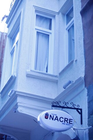 타크심 낙레 360 스위트