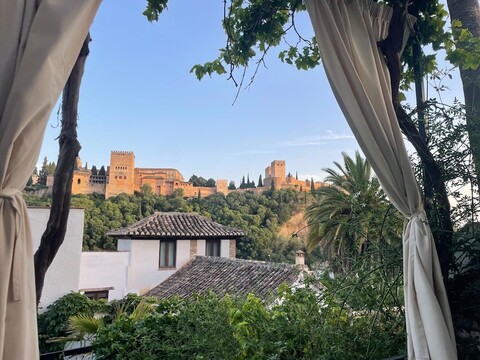 스위트 코마레스