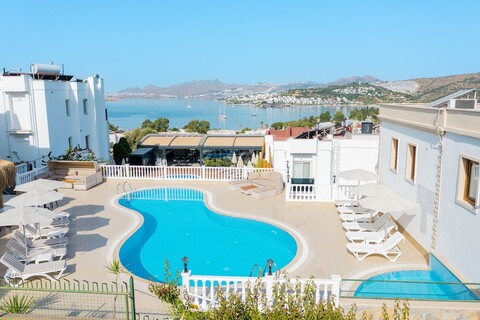 퀸 부티크 호텔