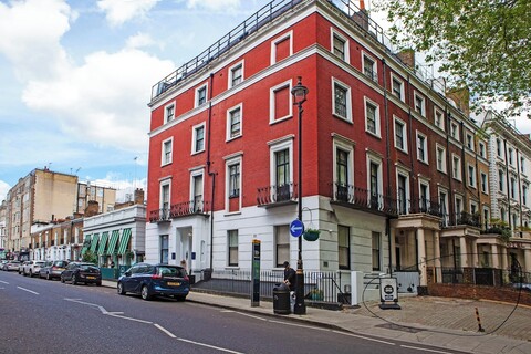 푸테라 푸테리 레지던스