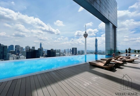 The Platinum Suites KLCC by Veedu Hauz