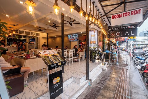 파통 소셜 호텔 & 레스토랑