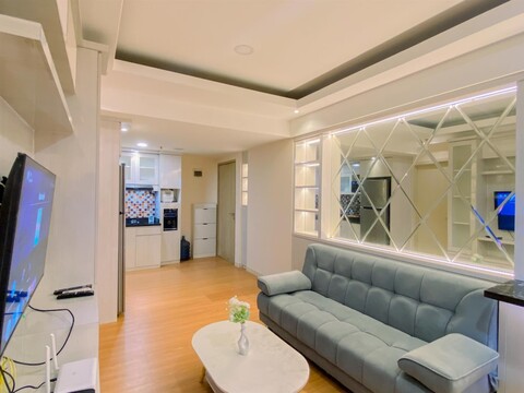 메이카르타 아파트먼트의 편안하고 단순한 2베드룸