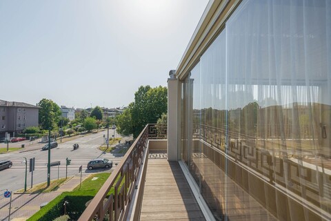 베니스 뉴 럭셔리 펜트하우스와 주차장