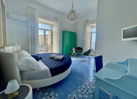 암바시아타 소렌토 레라이스