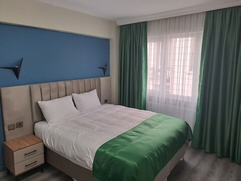 타크심 니다 플랫