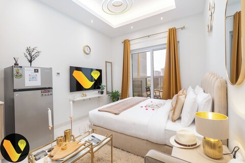 보그 | 헤라 타워 스포츠 시티, 퍼스트 애비뉴 몰 근처