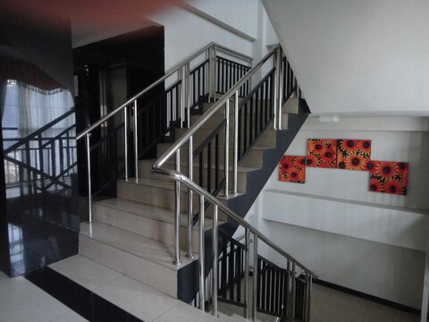 카르사 우타마 호텔