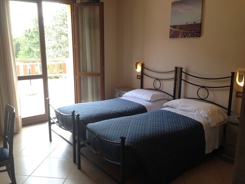 빌라 호텔 델 솔