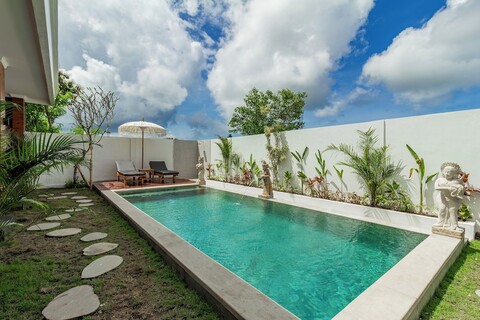 벨빌라 히 인 가루다 위스누