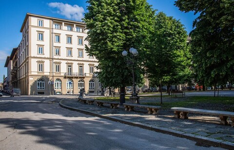 일 산토 스테이즈