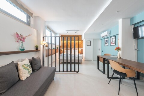 파에드라 하이드어웨이 스위트 니 아크로폴리스 바이 클라드키스