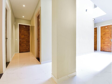 슈리 빌라스 호텔 & 레스토랑