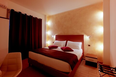 로마 바이 스위트 바티칸