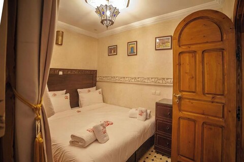 리아드 이칼리모 1