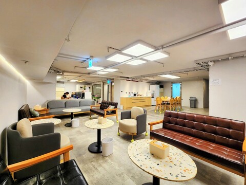 저스트 라이브 호스텔