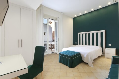 소렌토 아파트먼트 원